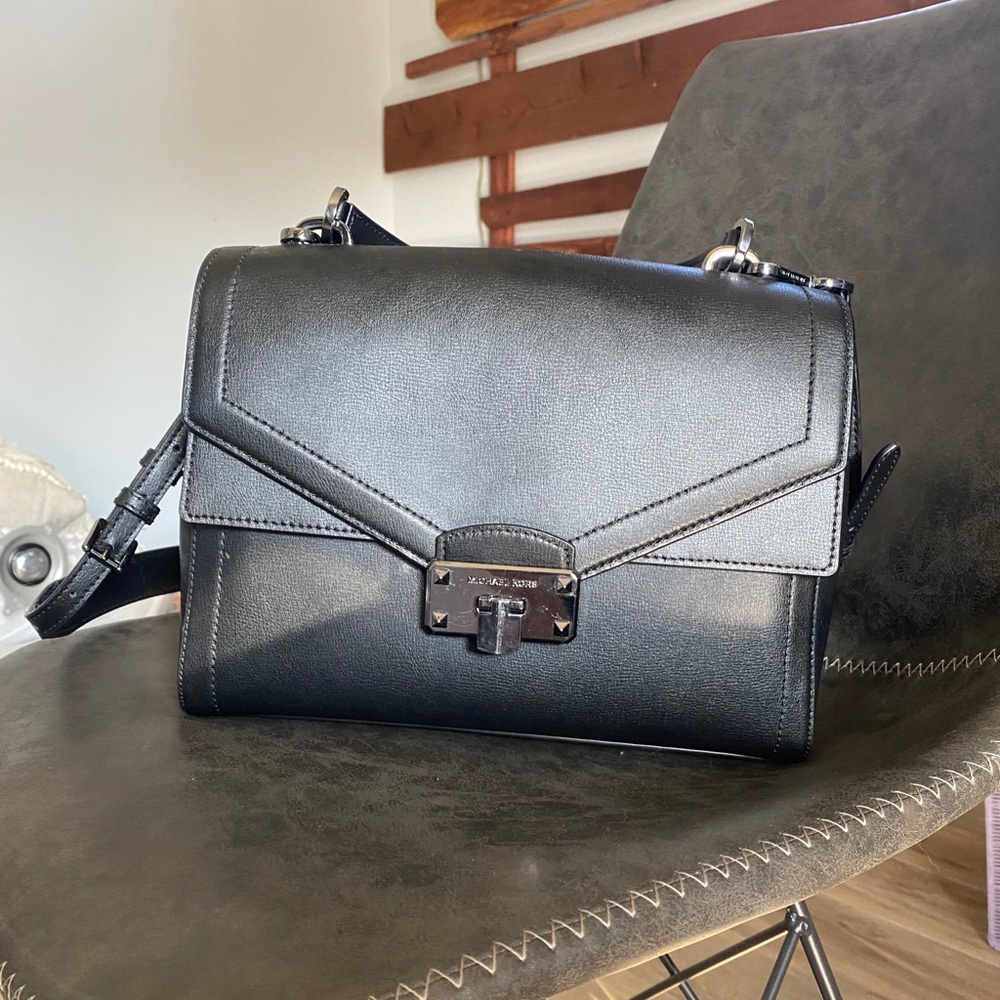 Black Michael Kors Messenger Bag